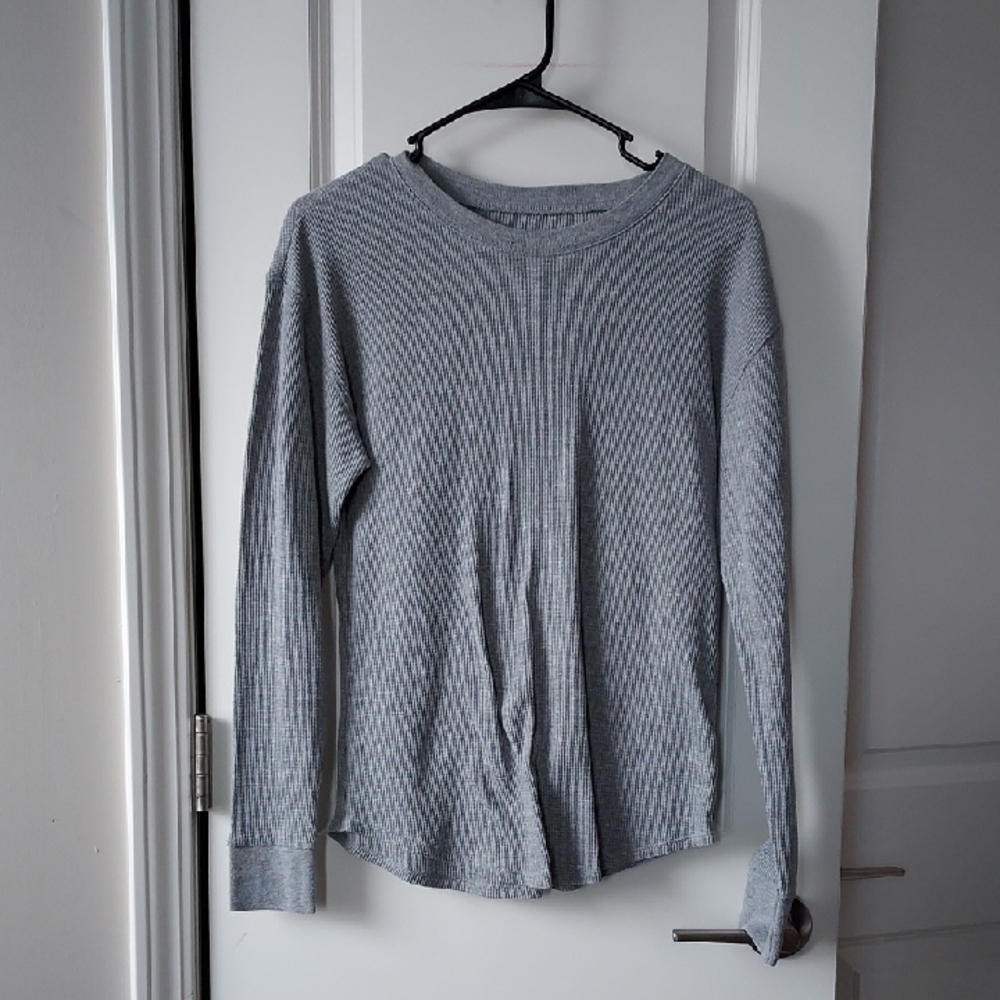 Time and Tru Heather Gray Waffle Knit Top Small